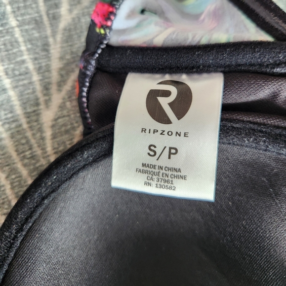 Ripzone strapless bikini top - Picture 3 of 6